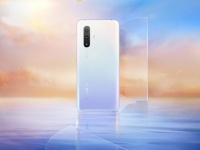 vivo x30新配色虹影美图曝光，一览大雨洗过的艳丽天空